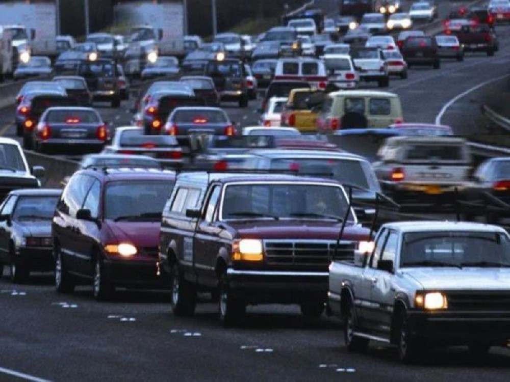 为什么经常开车的人左耳更容易听损？