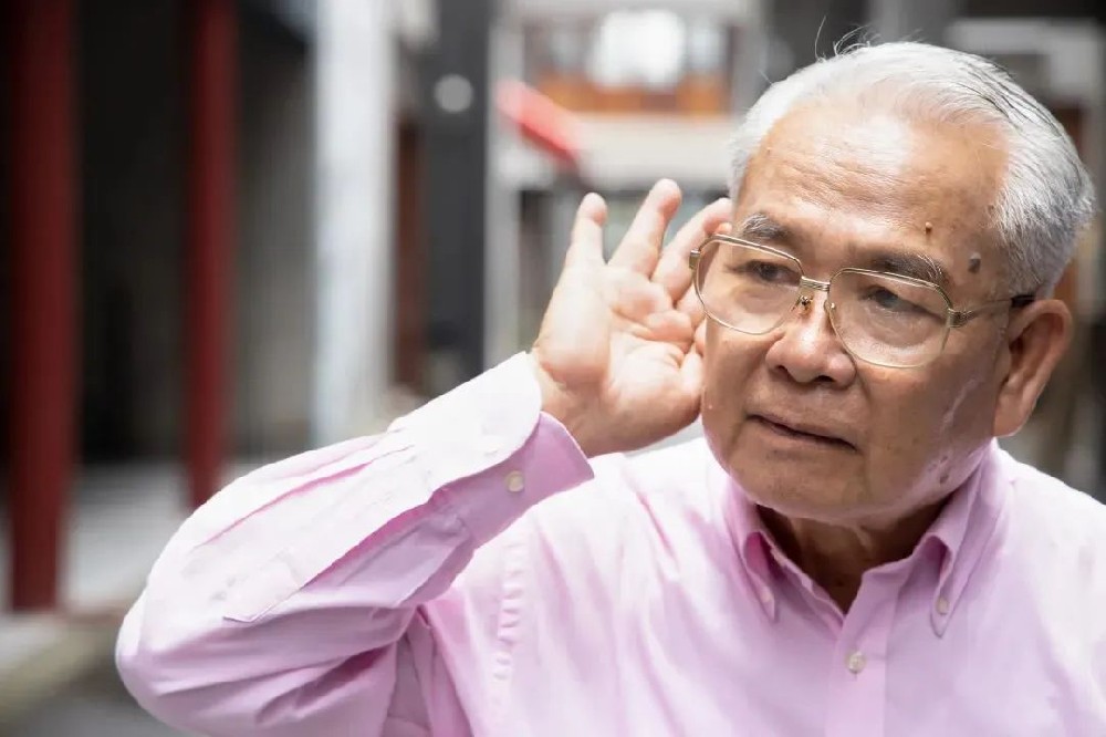 一只耳朵听力不好会不会影响另一只？