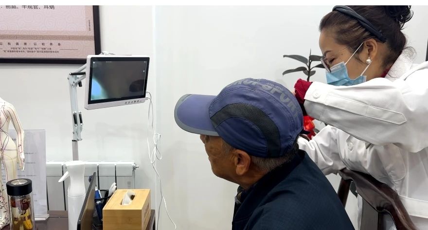 媒体聚焦 | 人老听力差很正常？其实隐患重重  记者实地走访