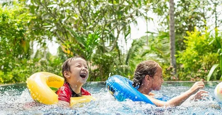 玩水患上中耳炎？注意，这几类人不适合游泳