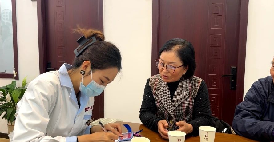 畅享幸福“声”活！关爱中老年听力健康，帮耳通在行动！