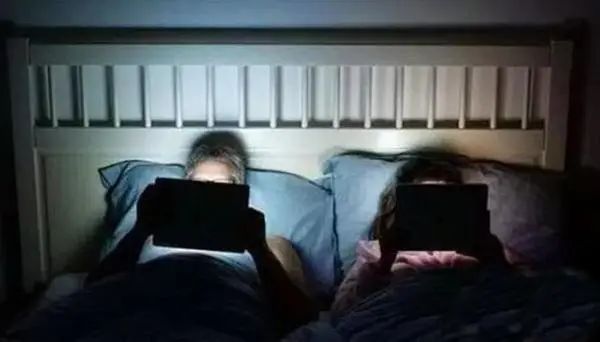 被耳响缠上？记住这7个“少”，给耳朵减减负