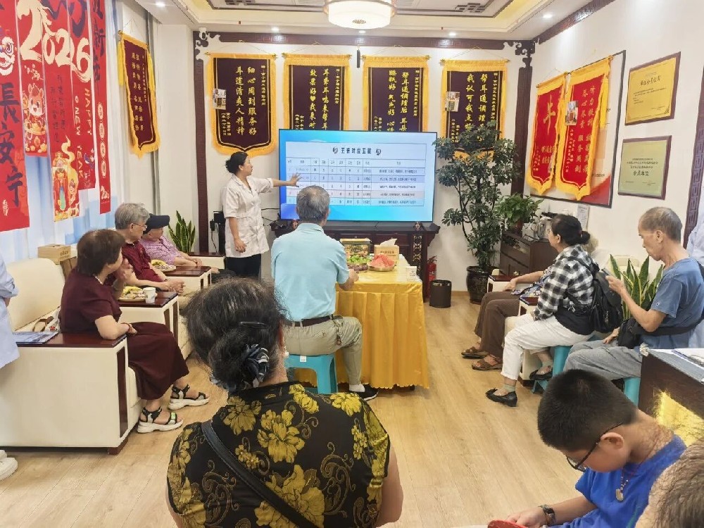 今天的南宁店，笑声不断，惊喜不断——会员日现场直击